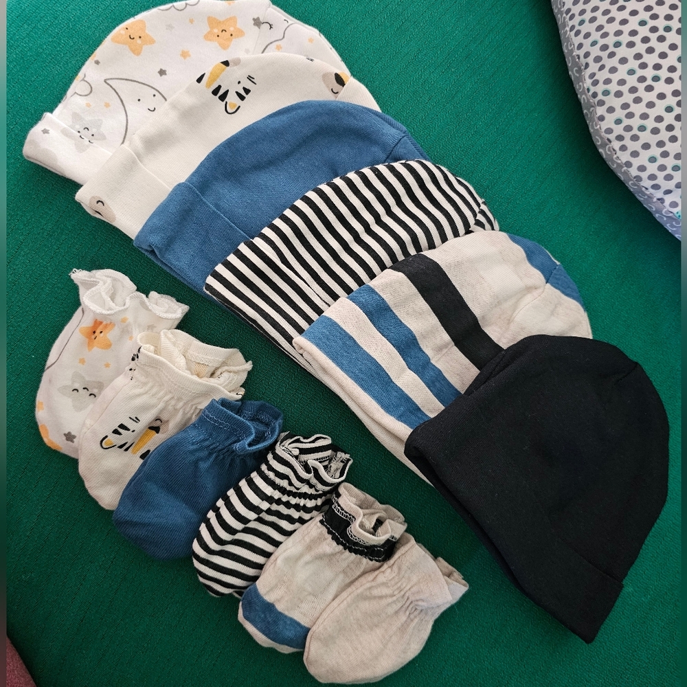 6 Pairs Baby Mits and Hats
